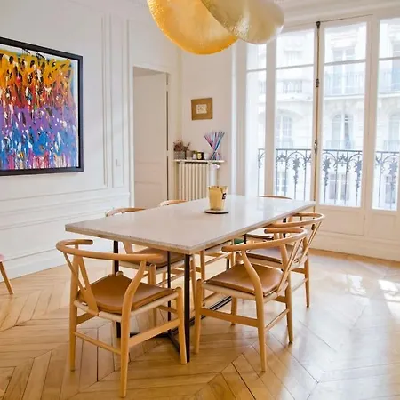 Luxury 7 Invalides Tour Eiffel Apartment